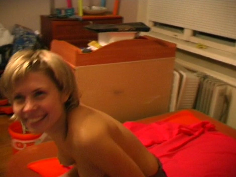 Cofi in homemade porn showing a couple of lovers fucking