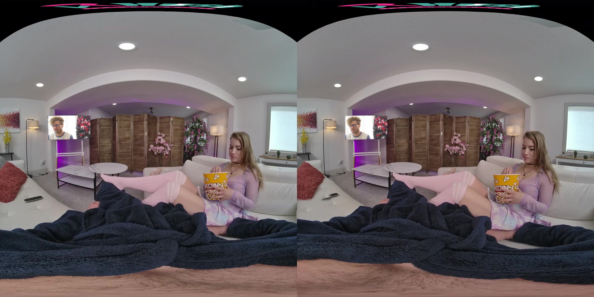 Octavia Red & Mike Mancini - VR Porn Movie