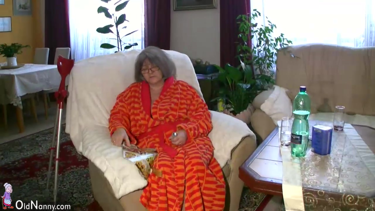BBW chubby Nurse masturbate with old Granny