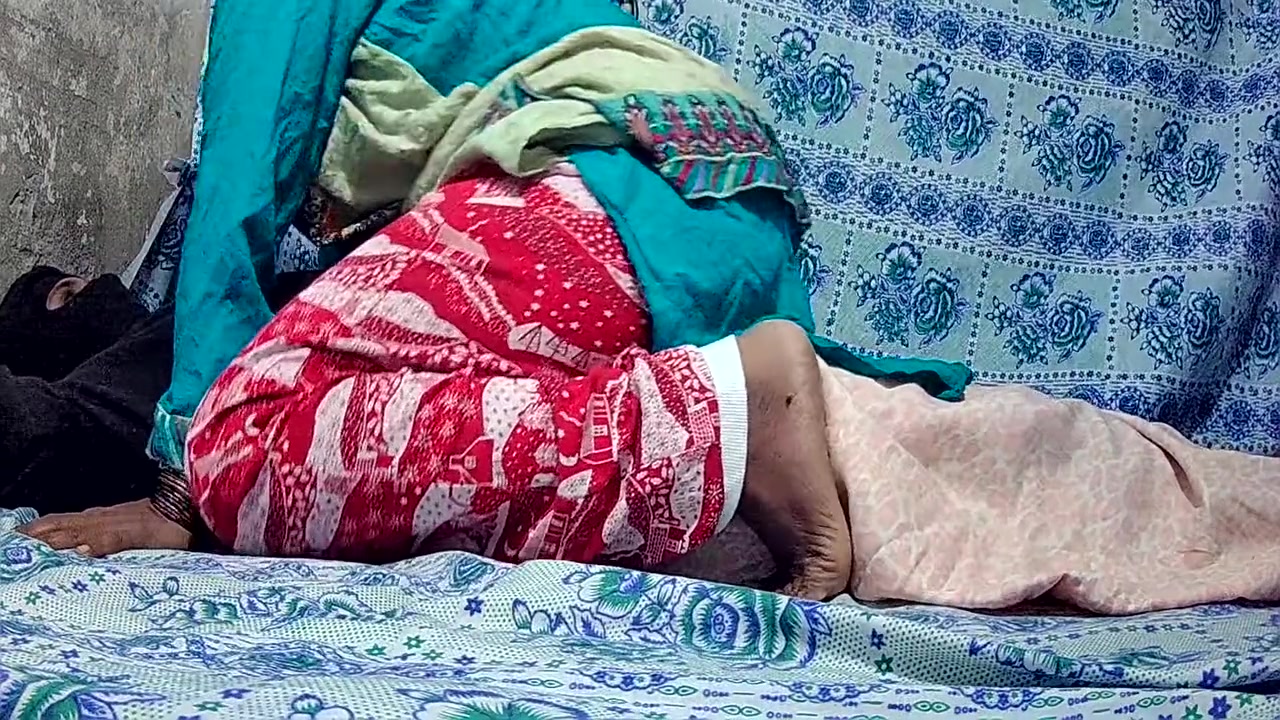 Indian Dasi Nurse And Peasant Sex In The Jungle
