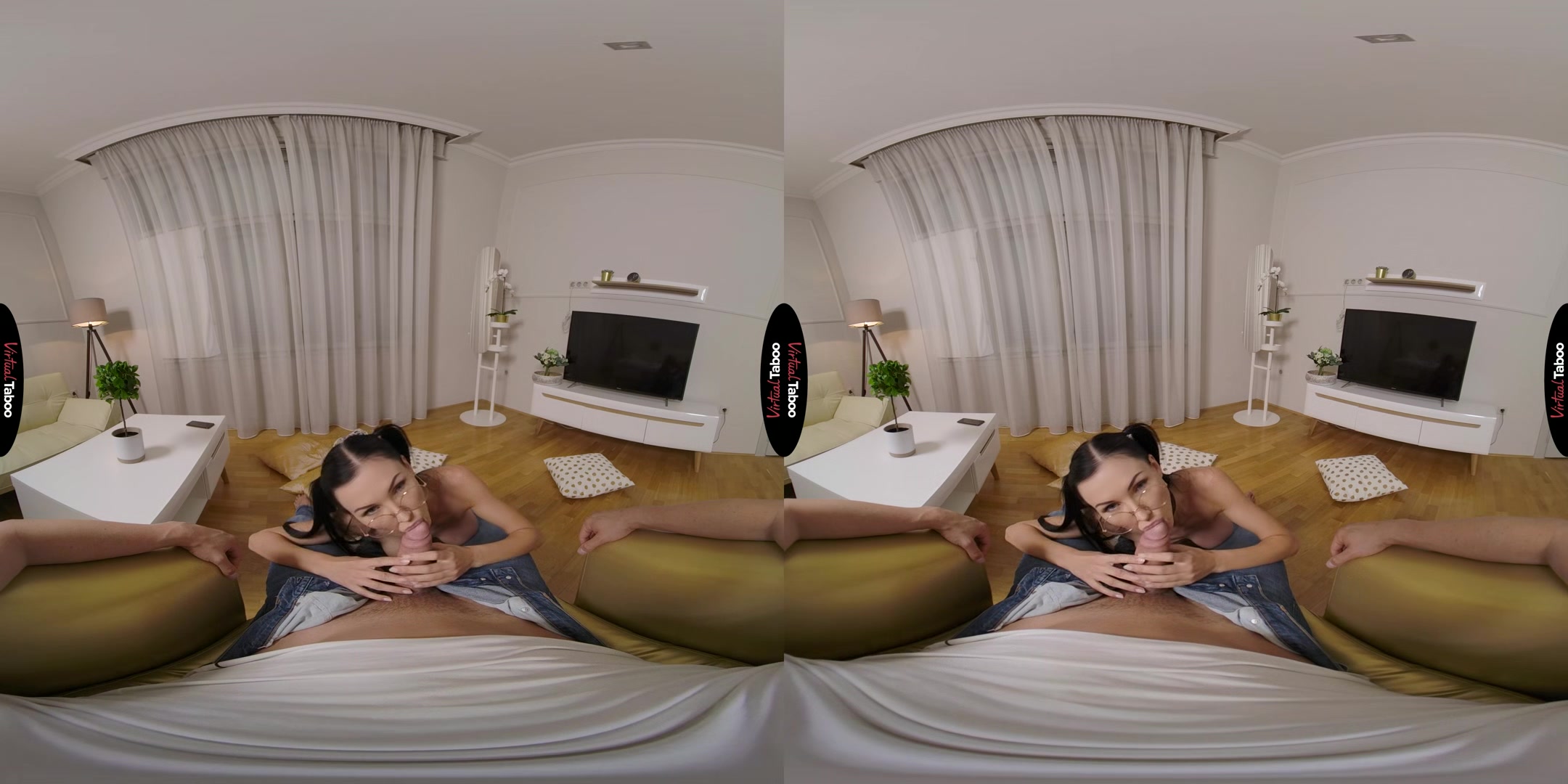 Sasha Rose VR Porn: Open Legs Can Open Any Door - VirtualTaboo