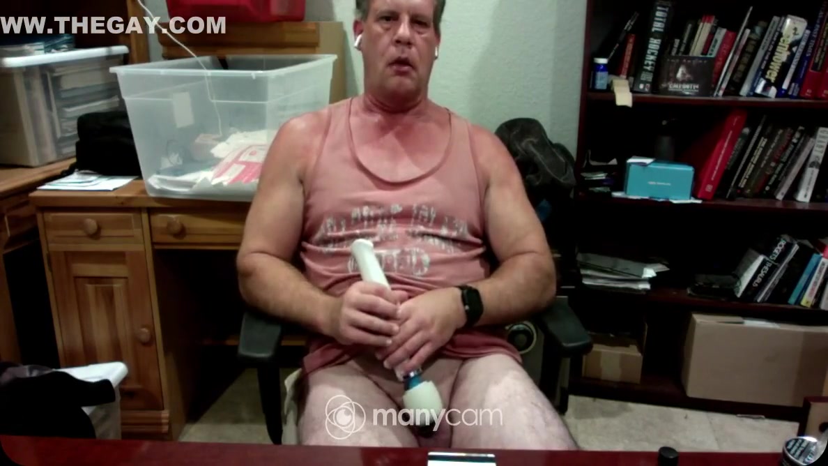 Cam Whore Exposed Rub Clitty