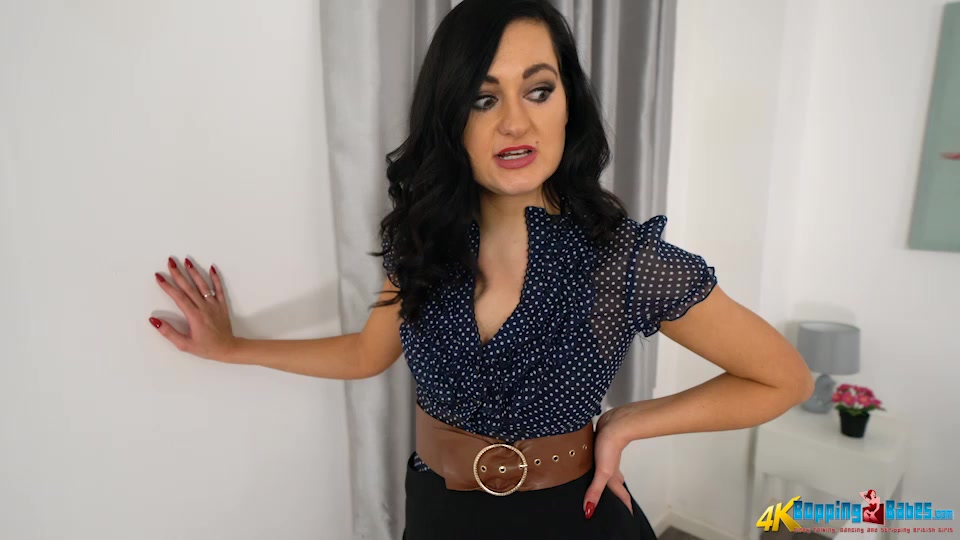 Bonnie - Dick Or Money? - BoppingBabes