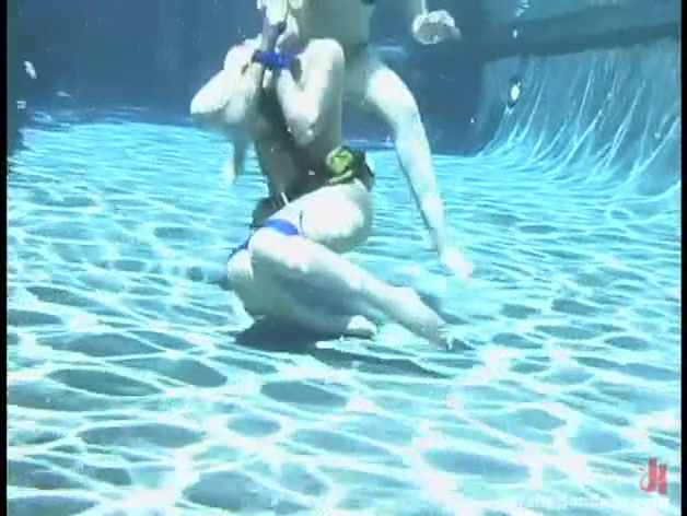 Brooke Bound in Waterbondage Video