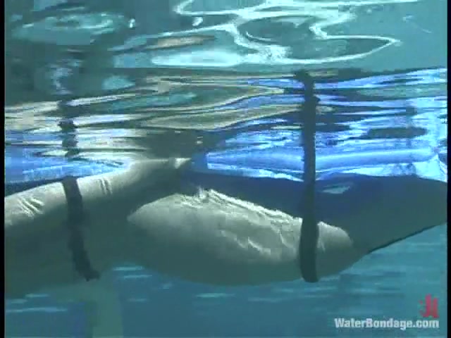 DragonLily and Audrey Leigh in Waterbondage Video