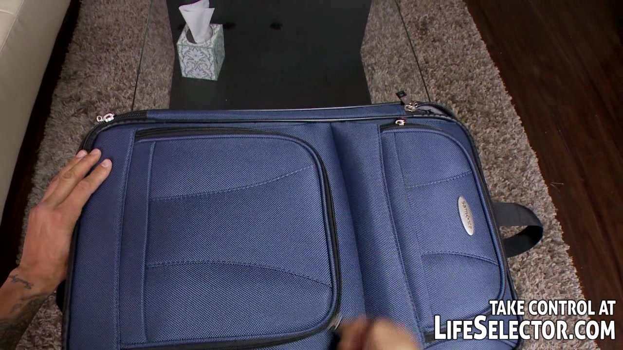 Mismatched luggage - LifeSelector