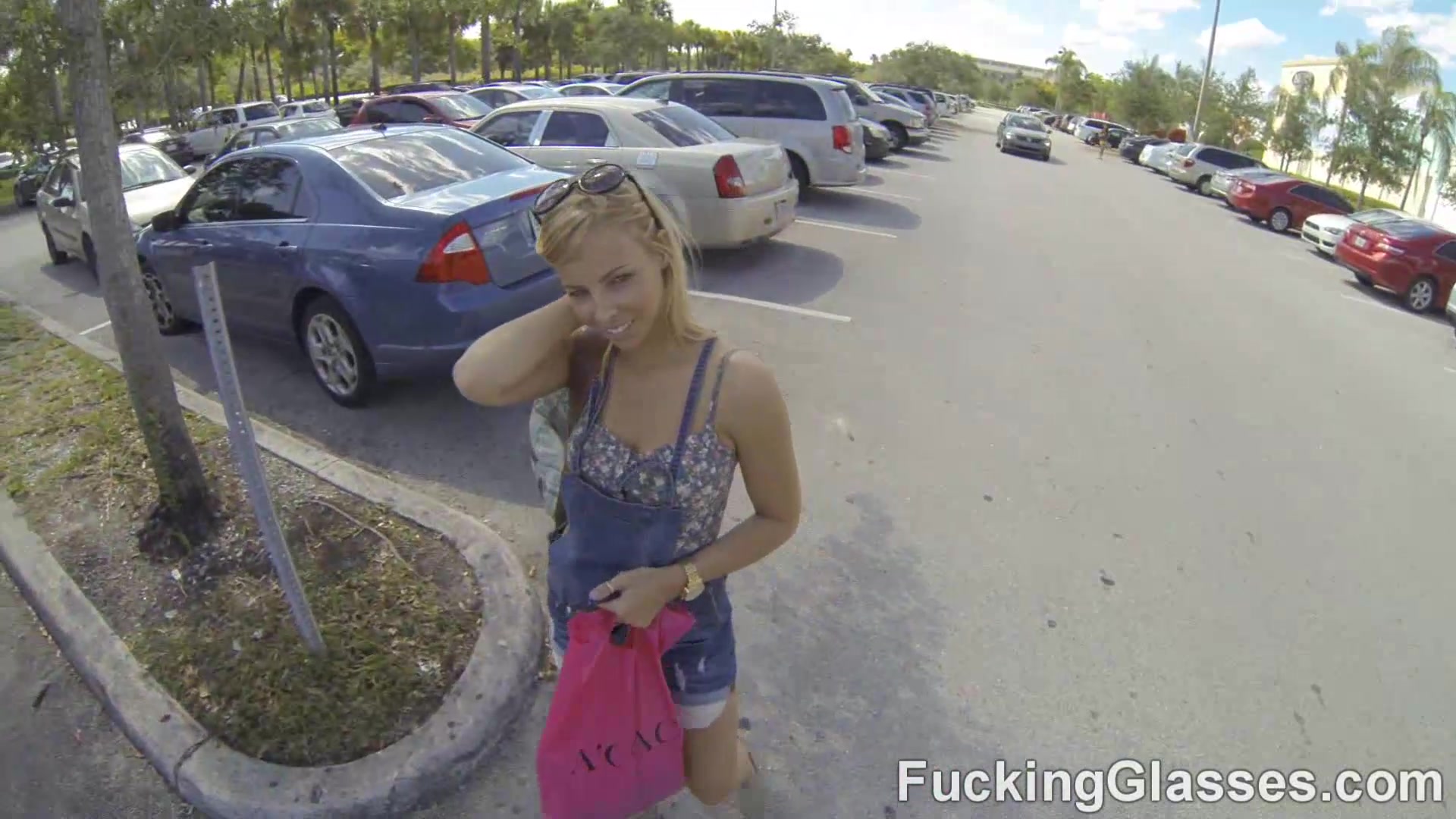 Fucking Glasses - Krystal Banks - Give me a ride and your pussy
