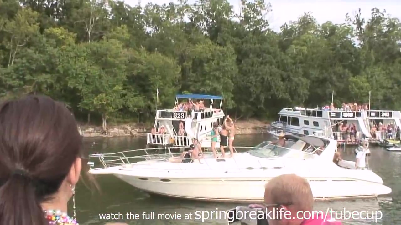SpringBreakLife Video: Labor Day On The Lake