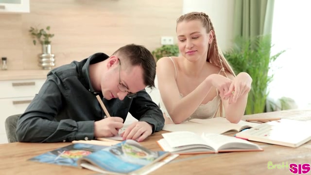 My Stepsister Is Starving For Cock - S29:E5 - Brattysis