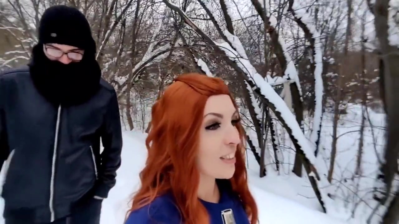 Walked In The Park In Winter Undressed And Sucked A Stranger