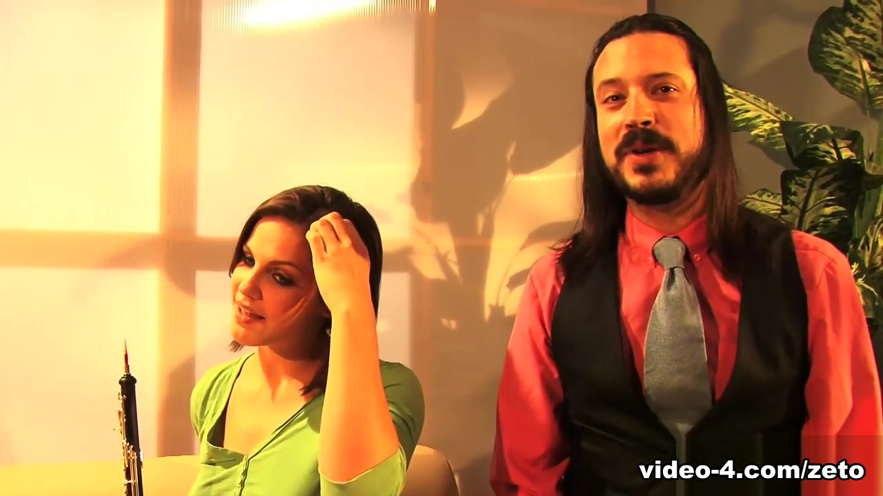 Behind The Scenes Of How To Be A Ladies Man