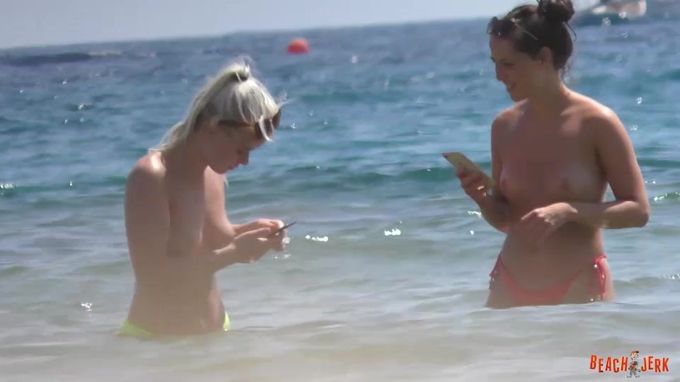 Hottie 18 #6 - BeachJerk