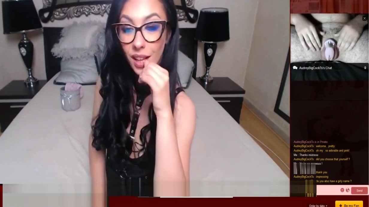 Livejasmin session with the gorgeous T-girl mistress Audrey