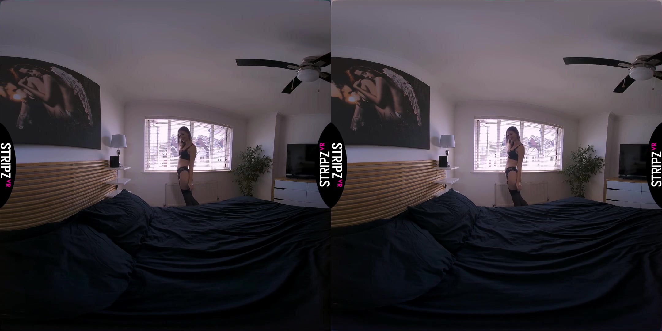 Tease The Neighbours - Hot Amateur In Front of the Window