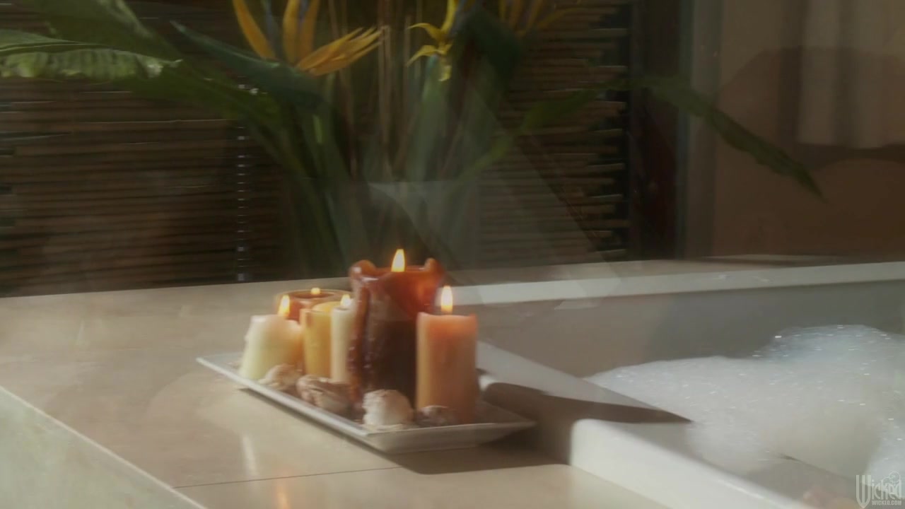 Jada Fire In A Touch Of Seduction, Scene 3