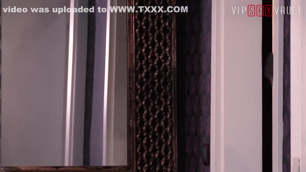 Hot Sweaty Sex In The Bathroom With Hot Czech Wife Barra Bras - George Uhl And Barra Brass