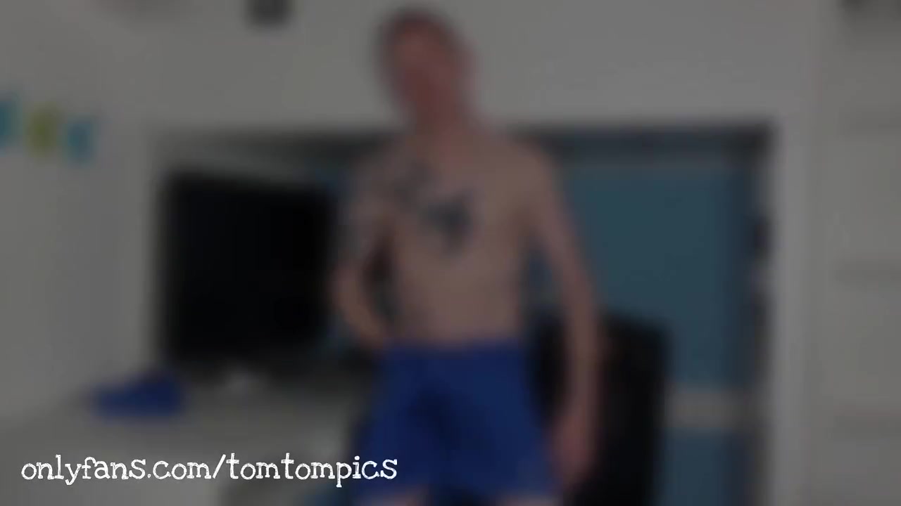 Ginger Tomtom Wank And Cum In Shorts
