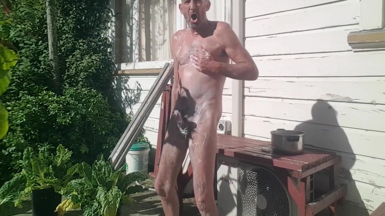 Steve Soapy Wanking Outside 4 Min