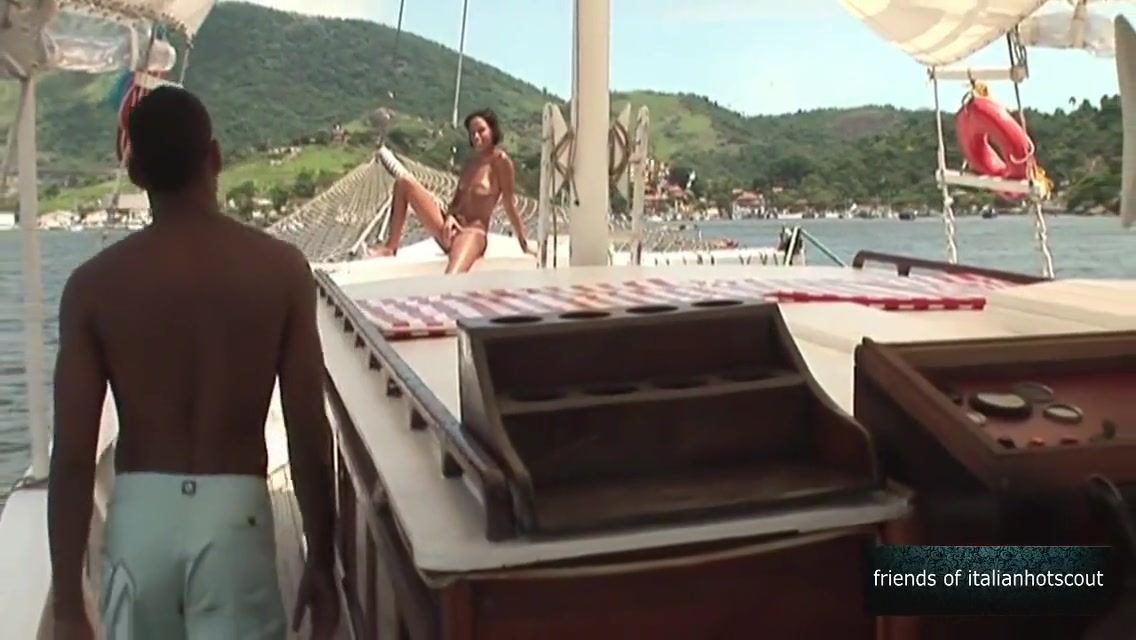 Fantastic Mulatto Girl Sex On The Boat 5 Min