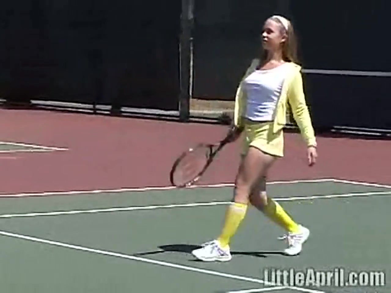 teen 18+ masturbates outdoors after tennis