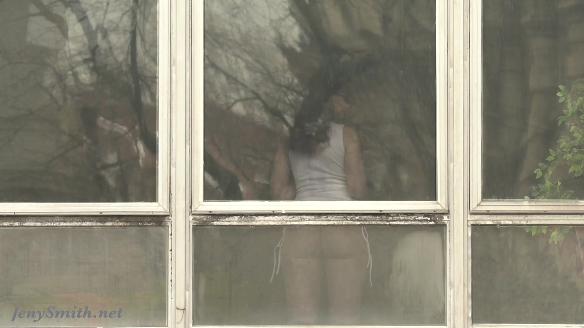 Jeny Smith teasing the strangers thru the window