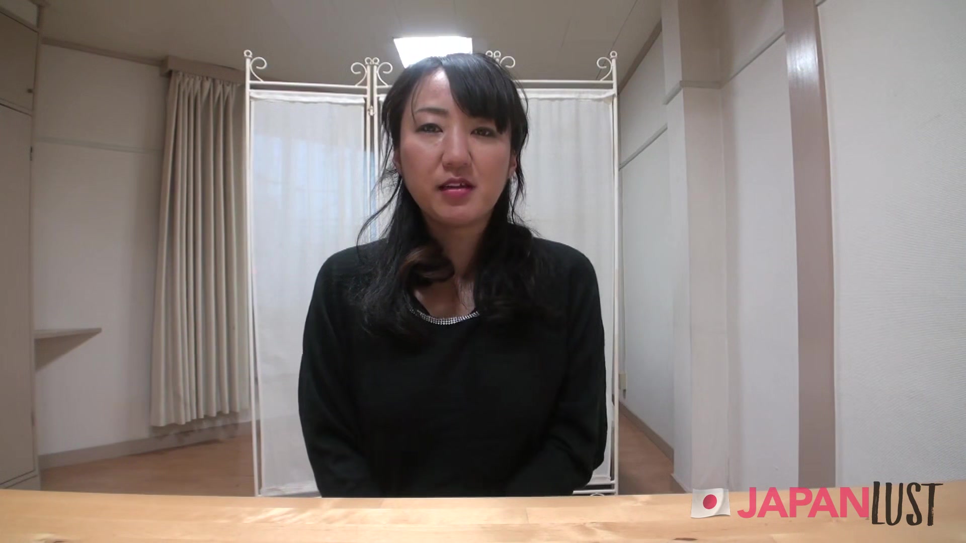 Busty Japanese Milf Gets Hairy Pussy Licked Before Creampie