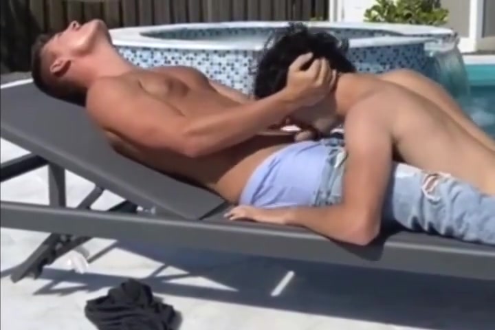 Homevideo Skinny Suck Fit Top Boy Outdoor Pool - Kegan Keller And Curly Hair