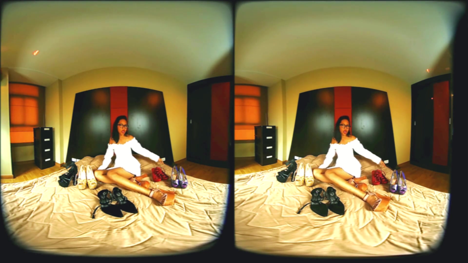 Brunette teen 18+ With An High Heels Fetish - VRpussyVision