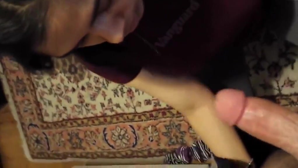 Desi girl gives the best head