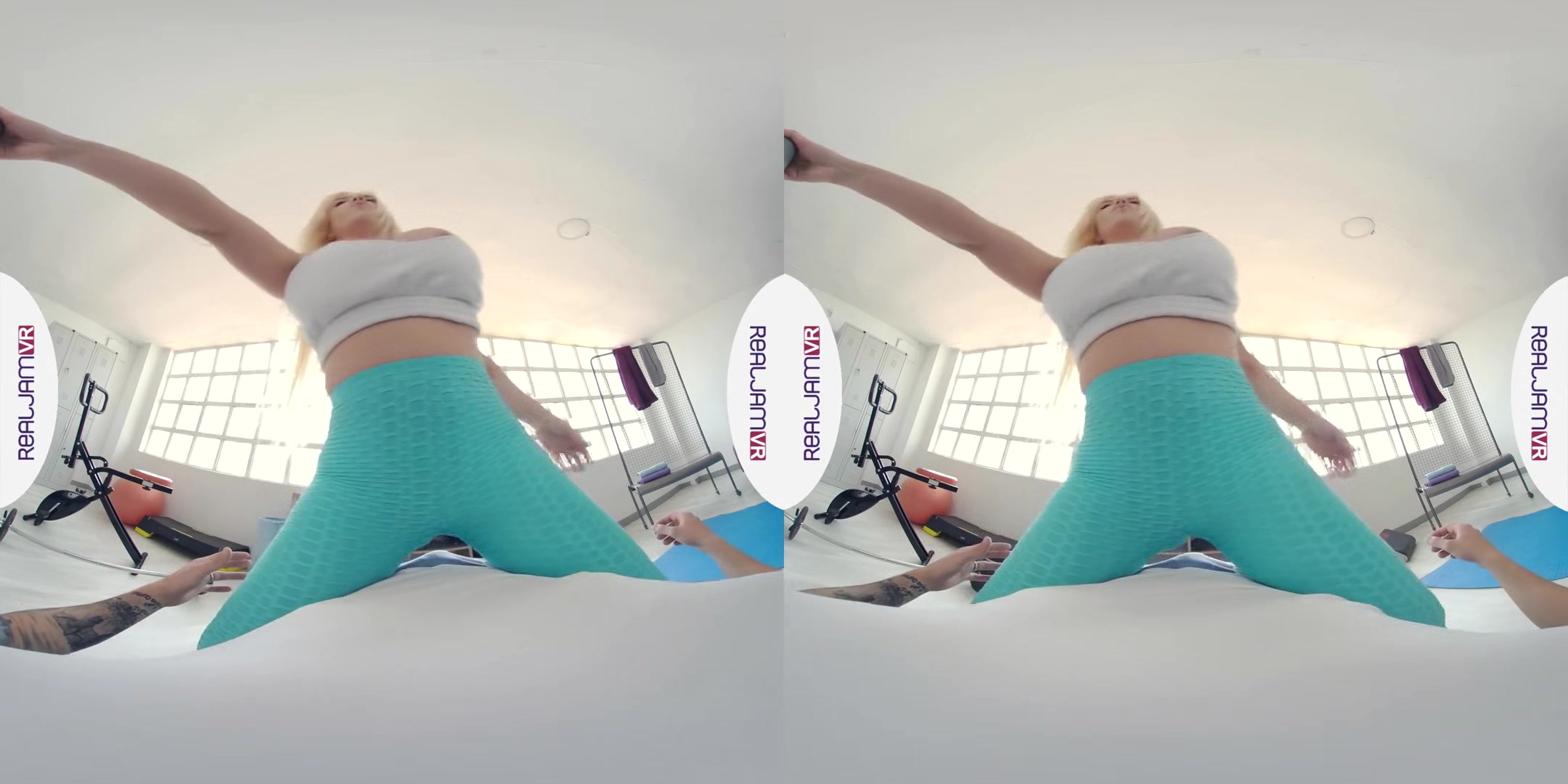 Workout with Blondie; Big Tits Blonde in Yoga Pants