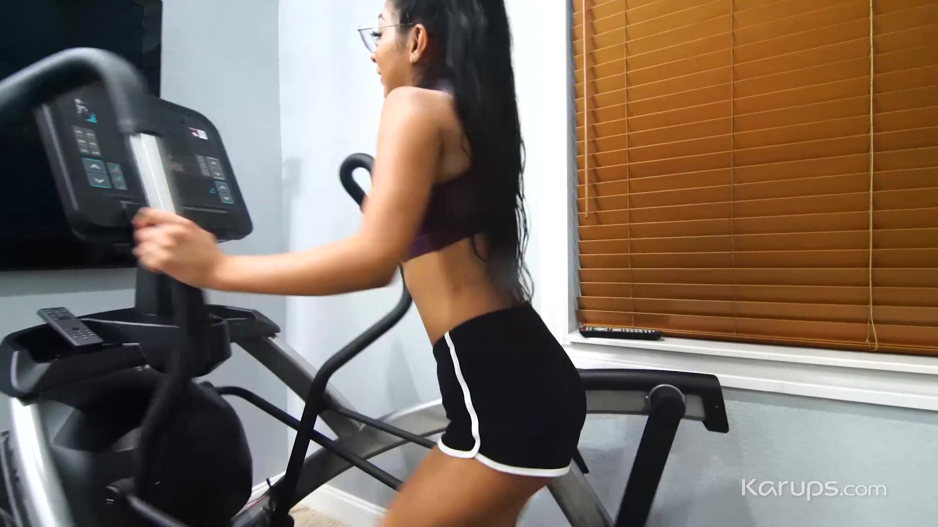 Binky Beaz - KarupsHometownAmateurs