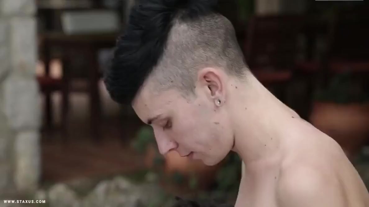 I Go With Friends To The Swimming Pool And They Give Me A Great Fuck