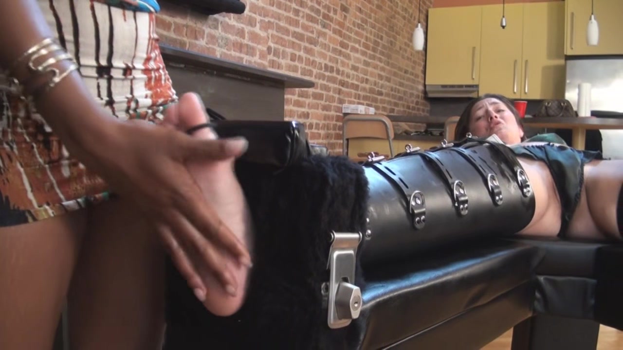 Tortured Milf - Taworship