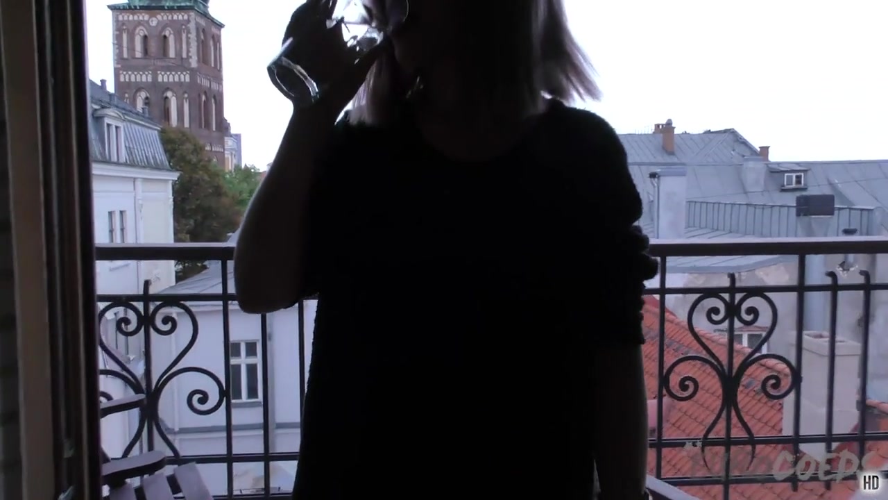 Young Marissa First Time Ever Huge Squirting Orgasm On Balcony - EuroCoeds