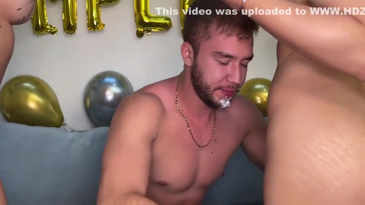 My Birthday Gift Is A Foursome With Three Horny Colombian Latinas