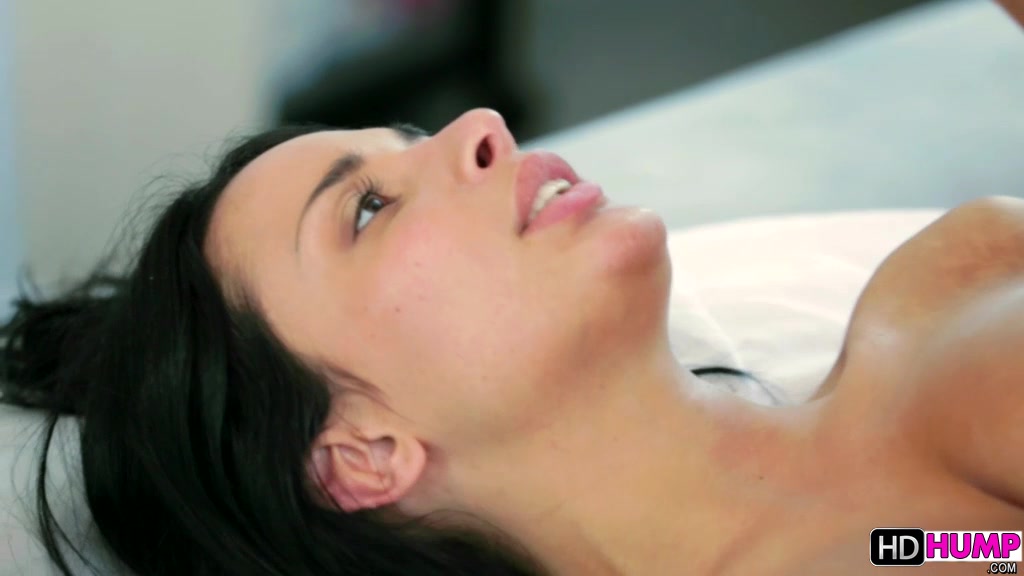 Busty Anissa Kate likes it in her ass