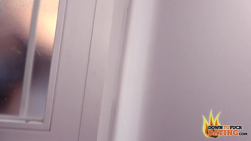Penelope Cum: Fucks On The First Date