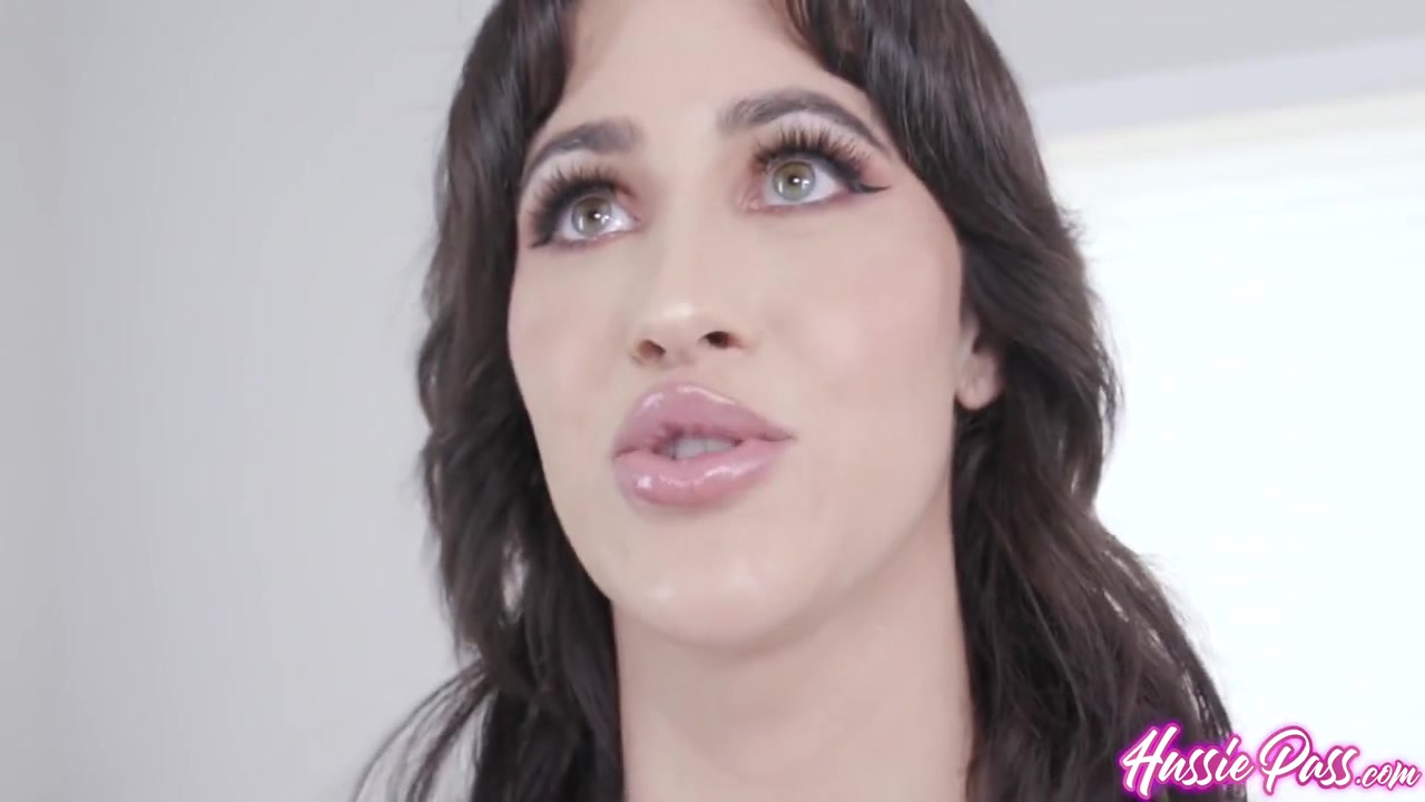 Demi Morgan And Oliver Flynn In Porn Feels Right With