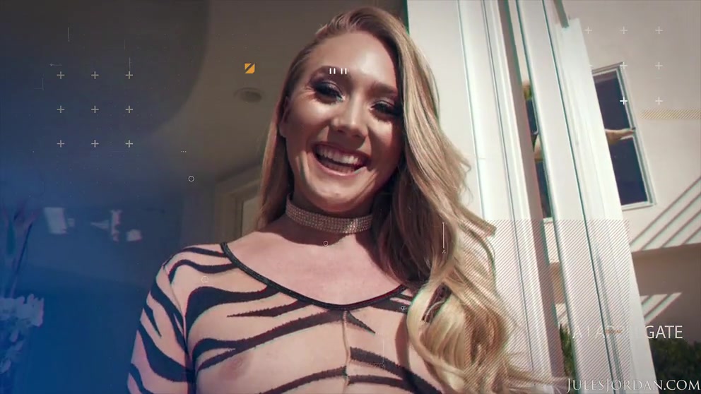 Dredd Goes Up AJ Applegate's ASS - Exclusive Scene - JulesJordan