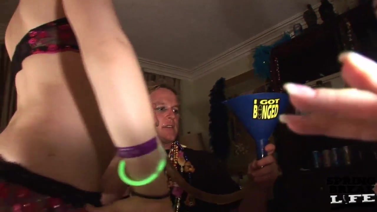 Party in New Orleans for Mardi Gras - SpringbreakLife