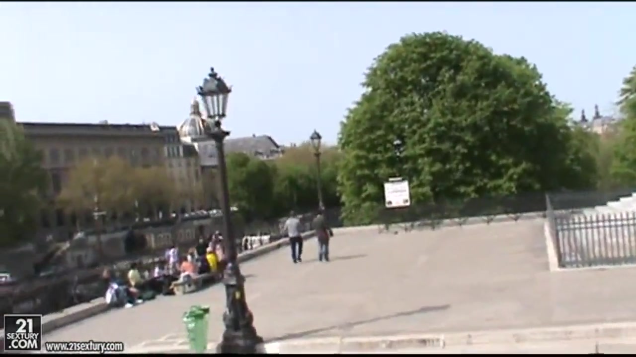 Horny Sophie Moone searching a hot and passionate gentleman in Paris