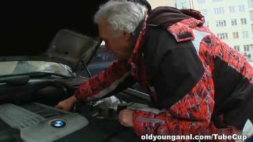 Kim is having car problems today and trying to get her car to start and isn't