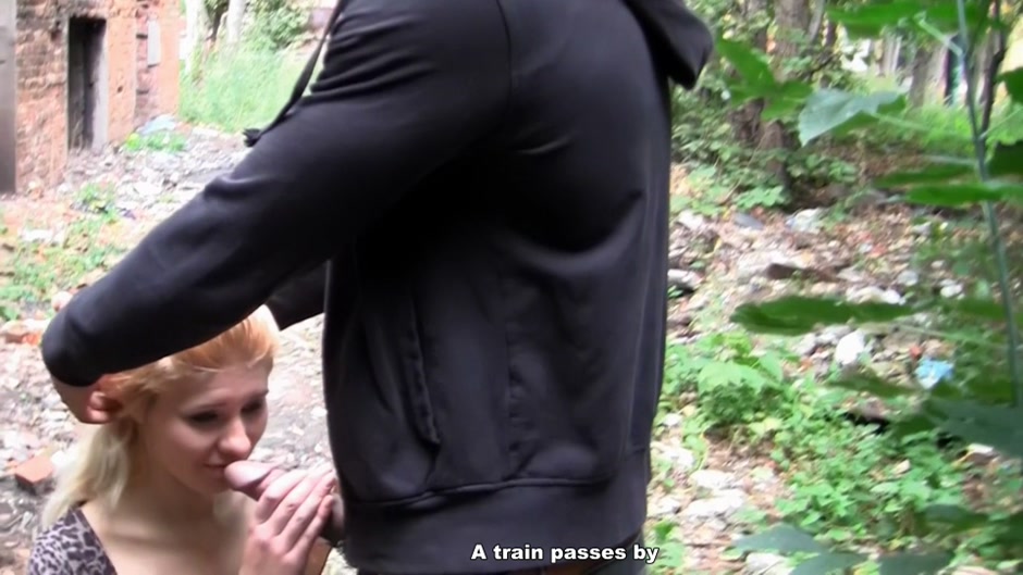 Blonde bimbo endures hardcore deep anal