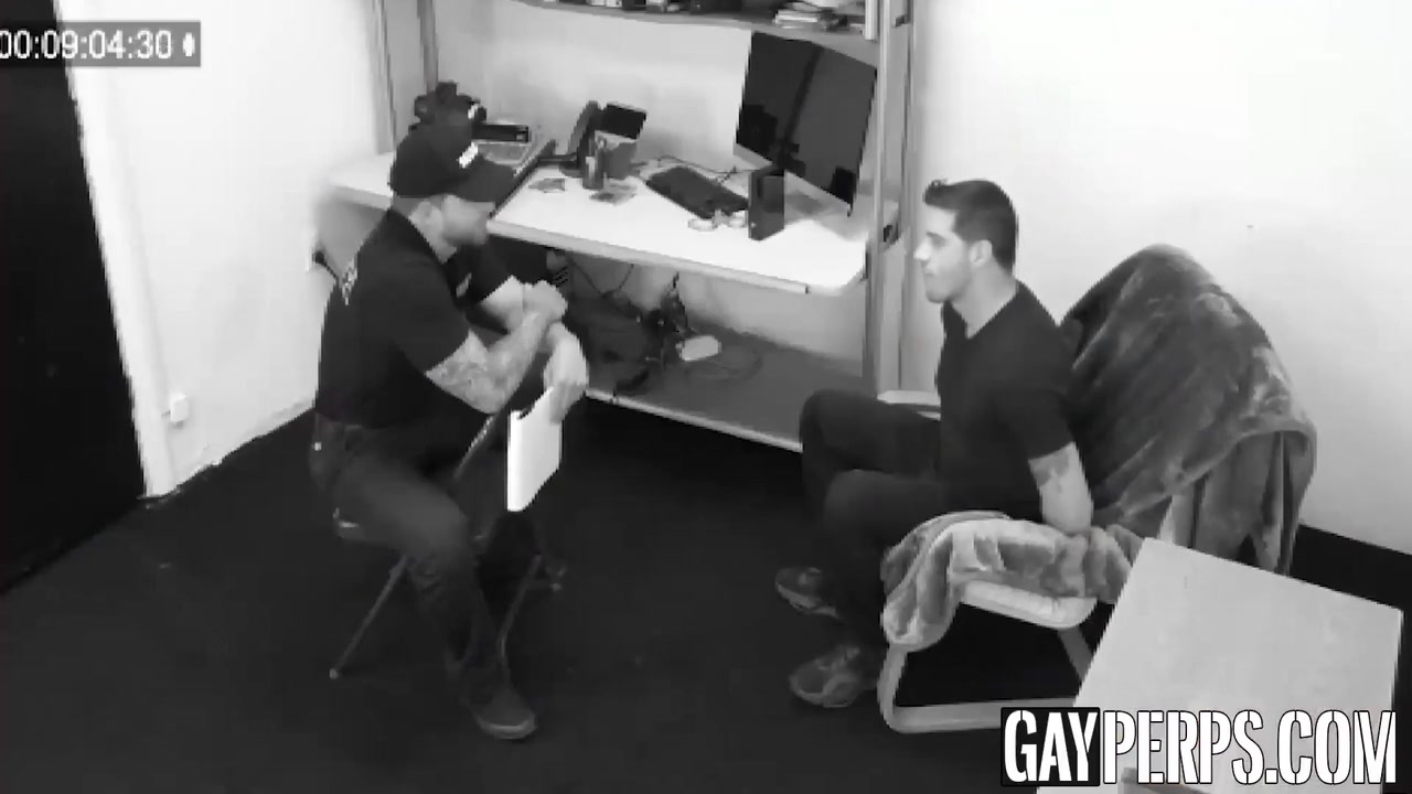 Trouble Maker, Gay Porn And Ty Roderick In Hot Tattooed Guard Creampied In The Ass By 8 Min
