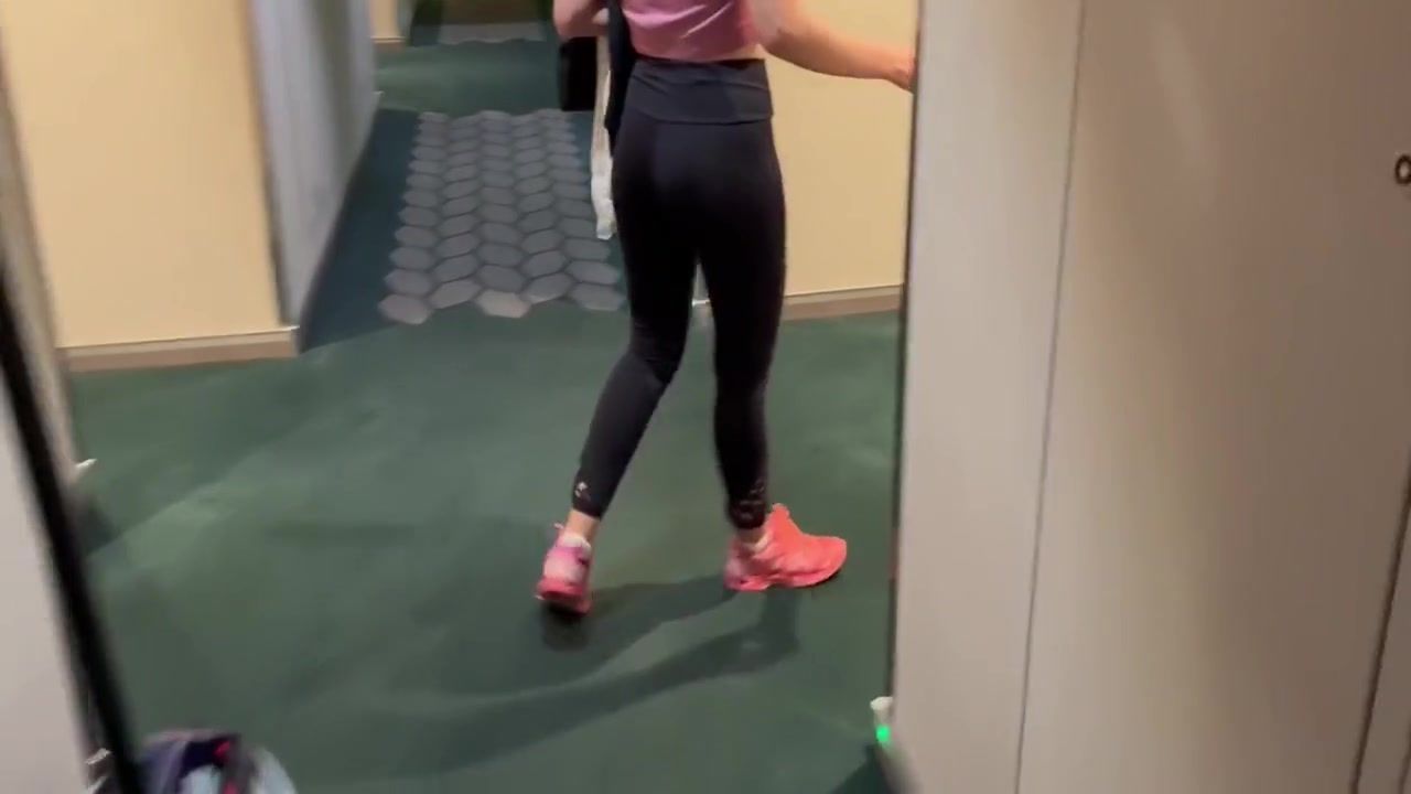 Lois Clark - I Like An Unknown Girl From The Cruise Ship Gym, I Go To Her Room To Fuck Her And She Gives Me A Blowjob Until I Finish Cumming 10 Min