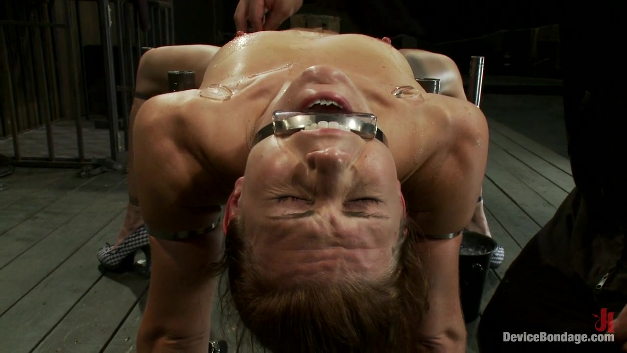 Delilah Knight in Through the ringer and hung to dry - DeviceBondage