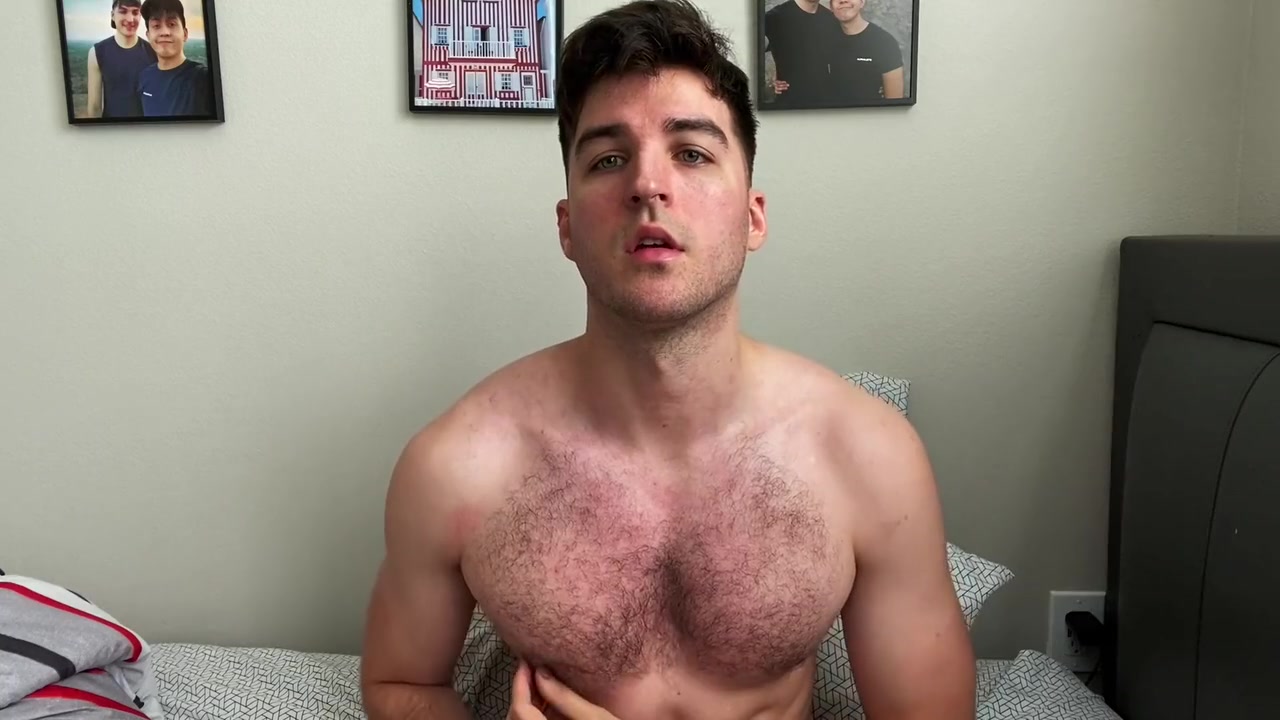Hairy Guy Rubs His Muscles And Cums On Feet