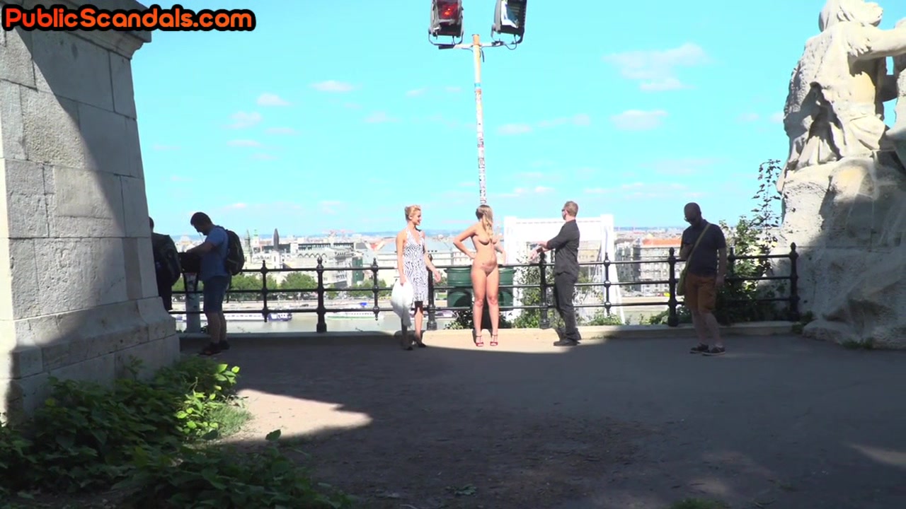 Public outdoor exposing n anal 4 slutty submissive babe
