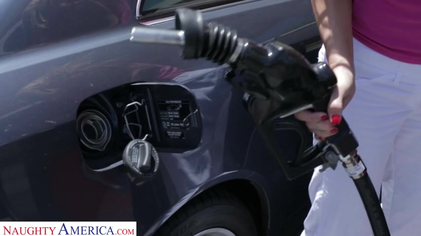 Tanya Tate gets some strange from gas station stud - naughtyamerica