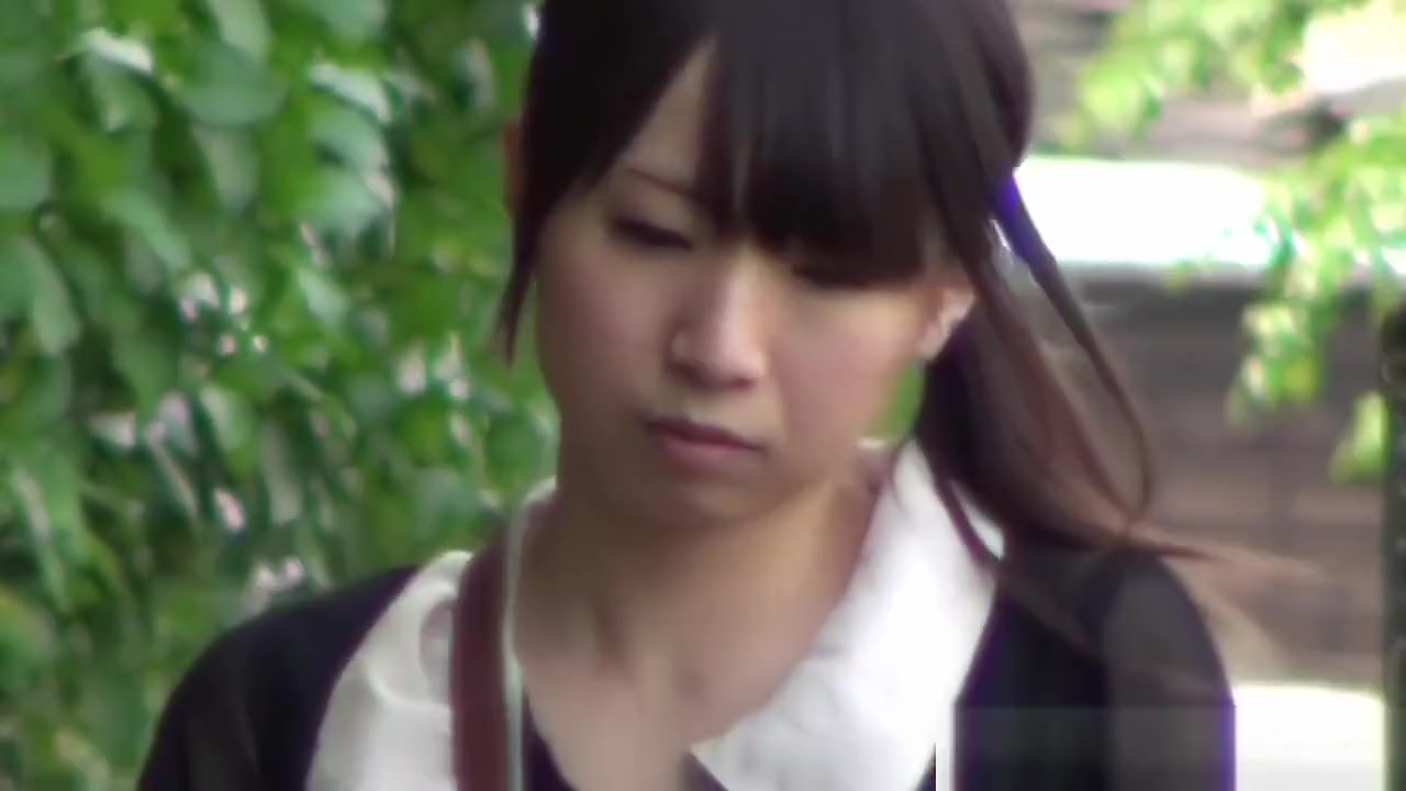 Japan Babes Piss Outdoors